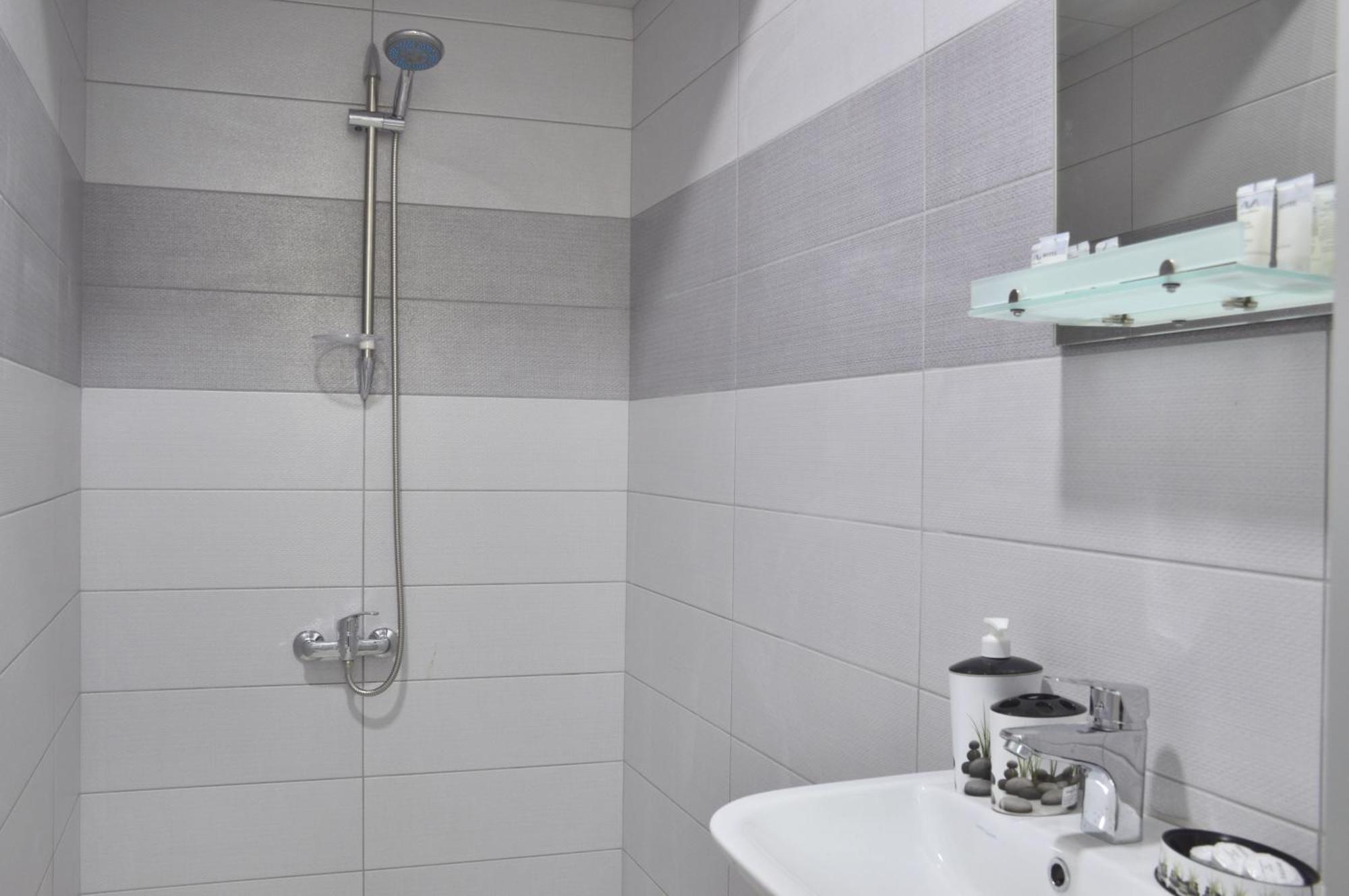 Mtatsmindaze Hotel Tbiliszi Szoba fotó